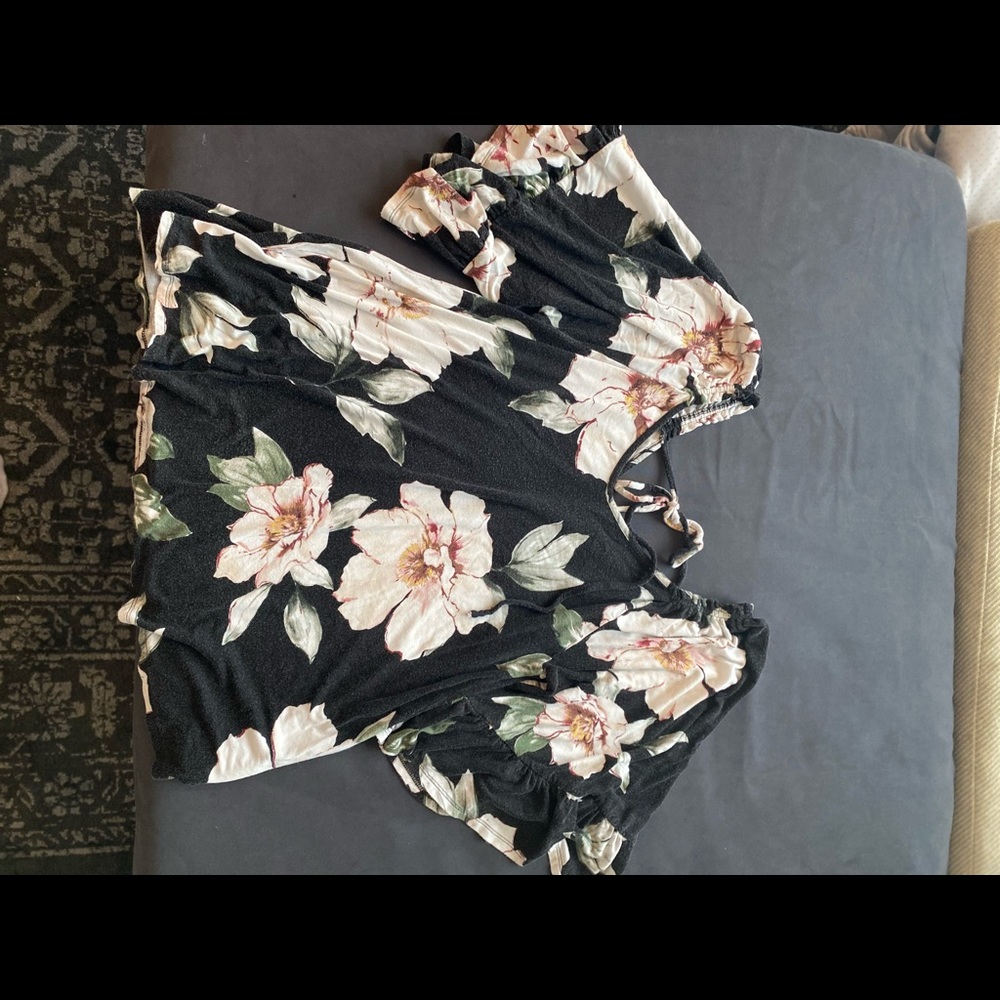 Bobeau floral top